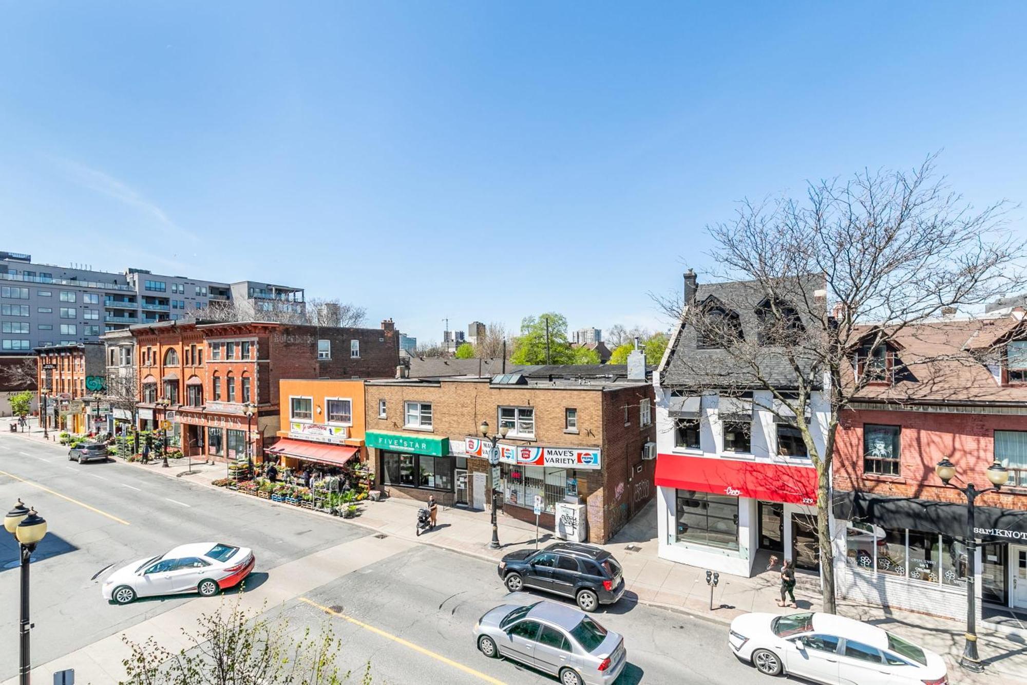 Basement Condo On James Street North Hamilton Exterior photo